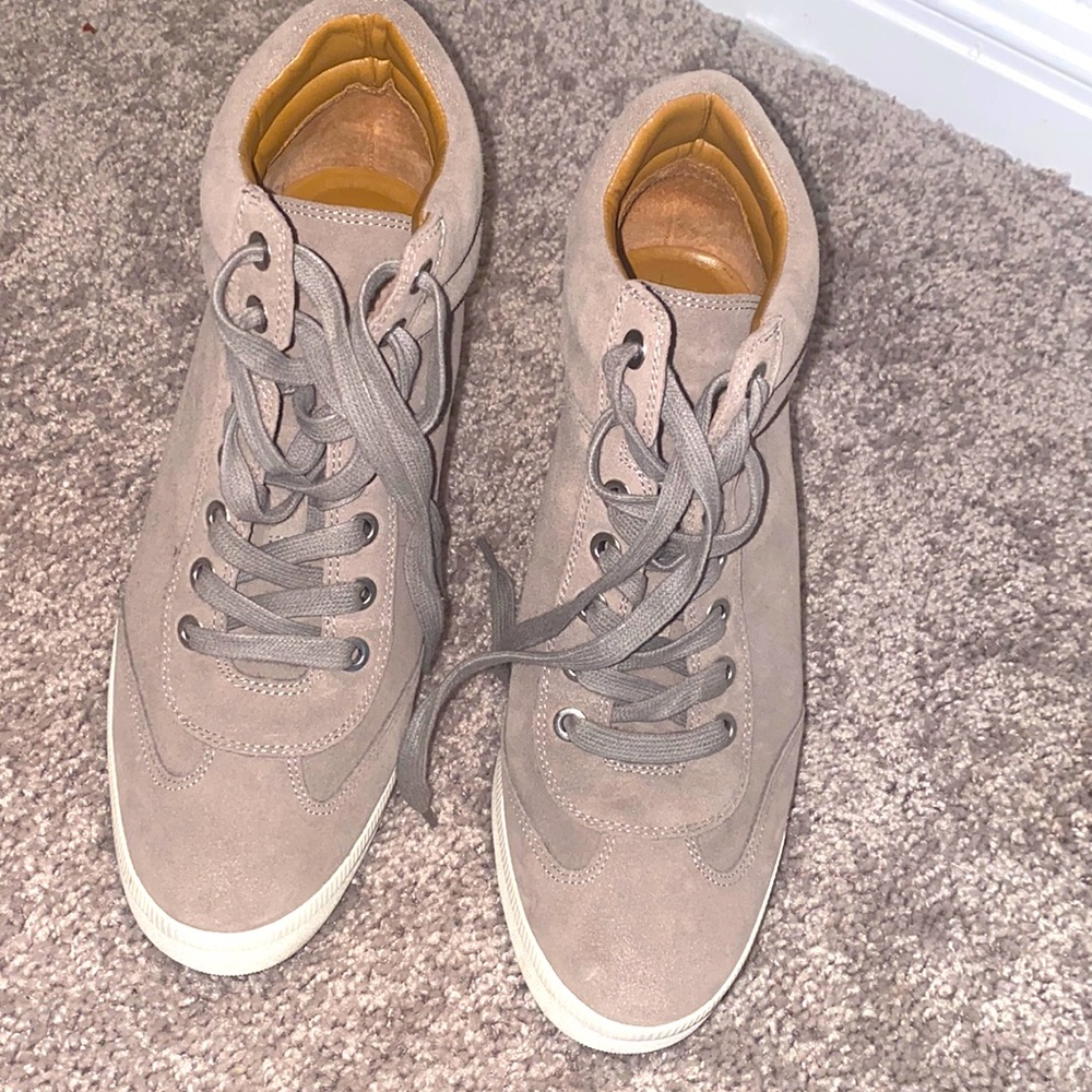 ViaSpiga wedge tennis shoes suede camel color size 7.5